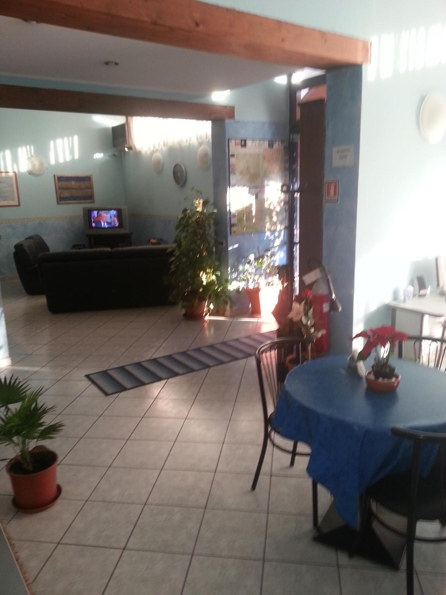 Hotel Lombardia Seveso Exterior foto