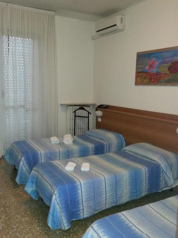 Hotel Lombardia Seveso Quarto foto